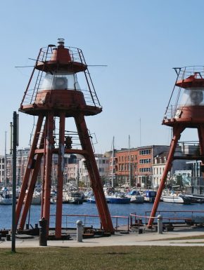 Port de Dunkerque situé à proximité du camping des Dunes